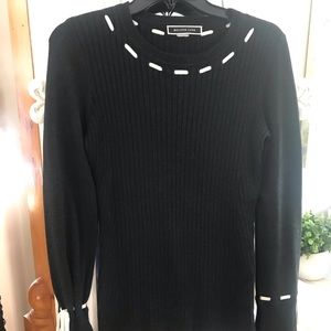 Melanie Lynne sweater